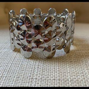 Stretch silver bracelet